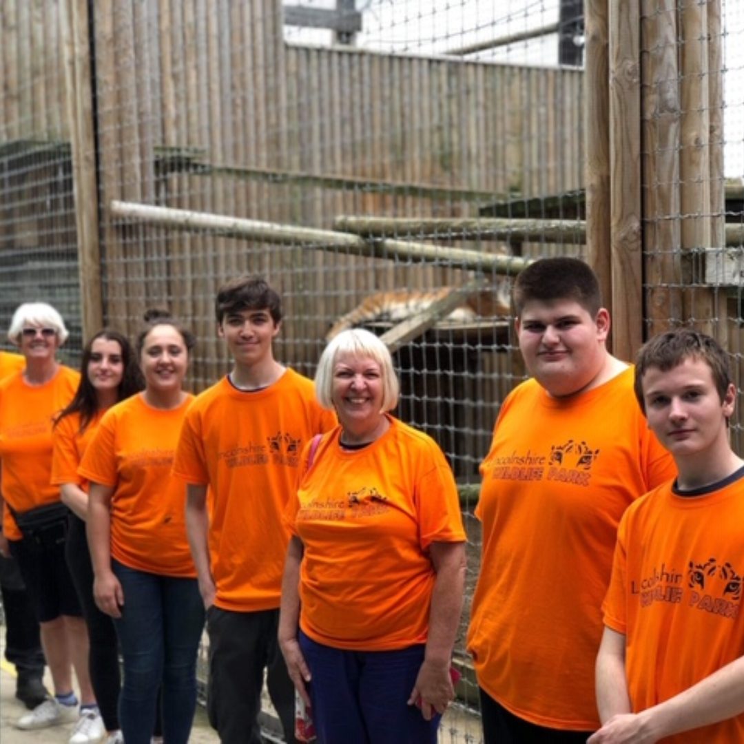 Volunteering, Volunteer, Lincolnshire wildlife Park, Zoo volunteer, How to get into being a Zoo Keeper